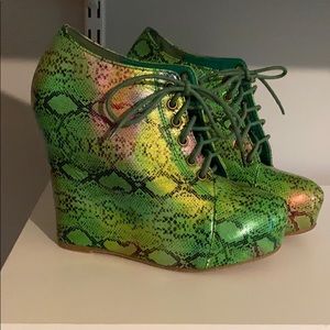 City Snappers Platform Lace-Up Booties